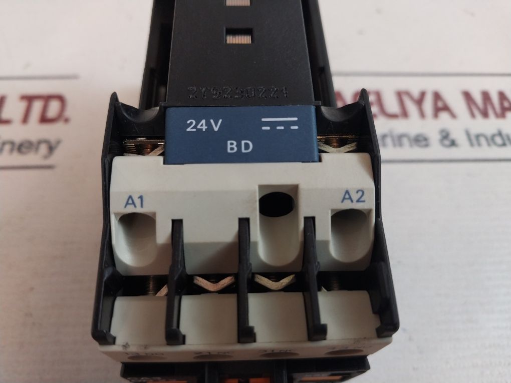 Telemecanique Ca3 Dn 22 Control Relay 6A 500V