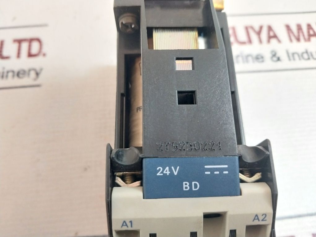 Telemecanique Ca3 Dn 22 Control Relay 6A 500V