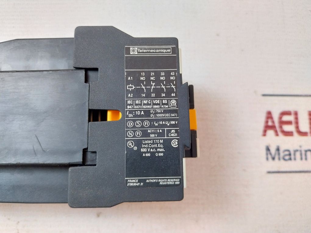 Telemecanique Ca3 Dn 31 Auxiliary Contactor Relay 500V