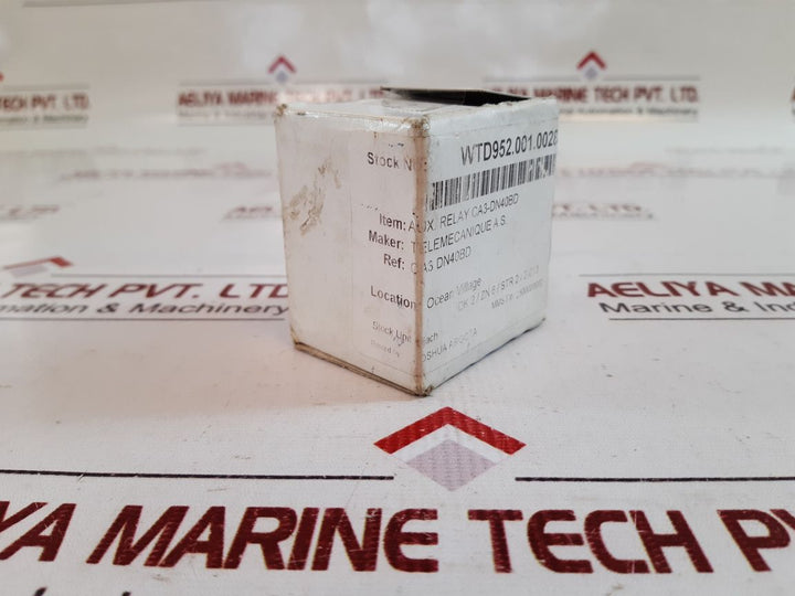 Telemecanique ca3kn40bd3 control relay with box
