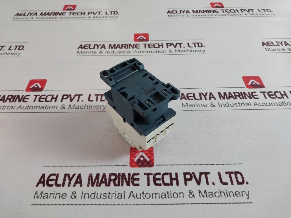 Telemecanique Cad326R7 Control Relay
