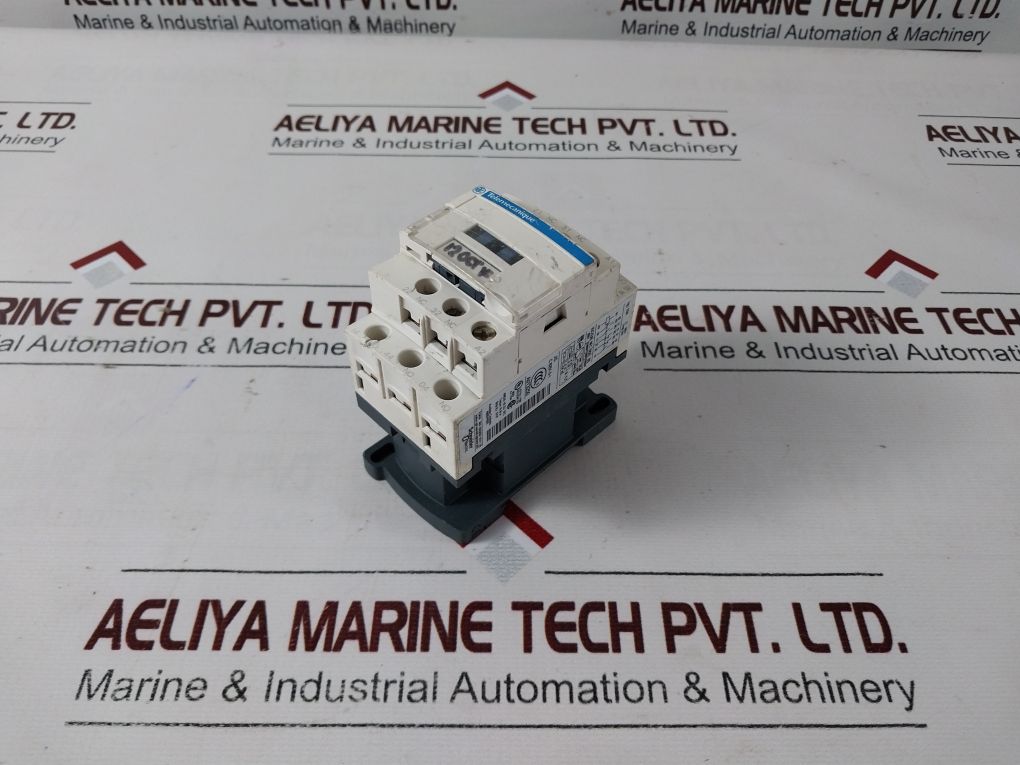 Telemecanique Cad32G7 Control Relay