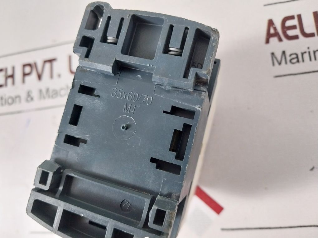 Telemecanique Cad32G7 Control Relay