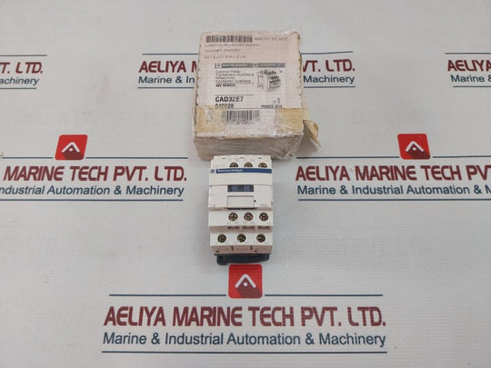 Telemecanique Cad32E7 Auxiliary Control Relay 040028 48V 50/60Hz