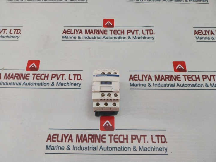 Telemecanique Cad32E7 Auxiliary Control Relay 040028 48V 50/60Hz