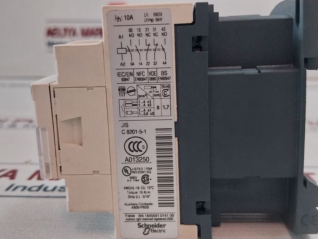 Telemecanique Cad32E7 Auxiliary Control Relay 040028 48V 50/60Hz