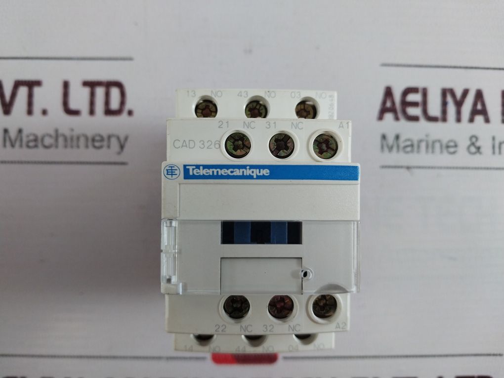 Telemecanique Cad 326 Control Relay