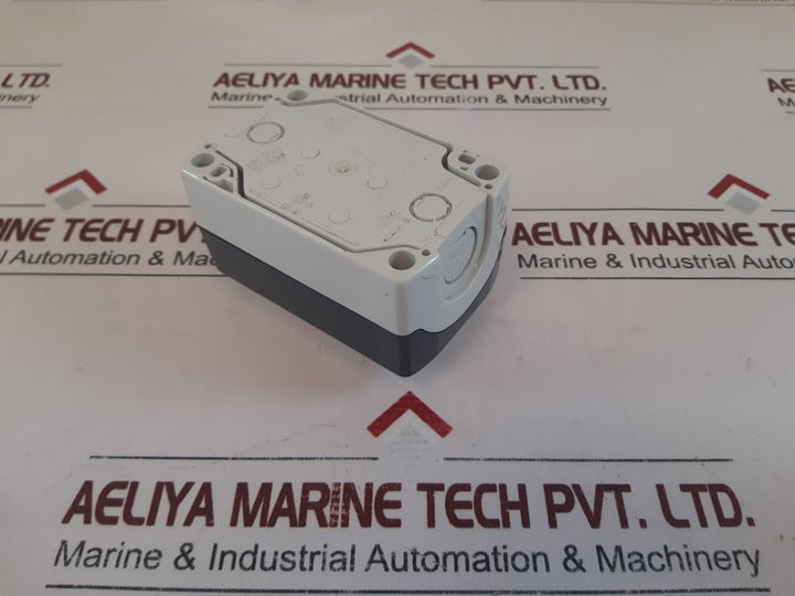 Telemecanique Cm 12 Push Button Enclosure Switch Xal D02Xal D02Aa