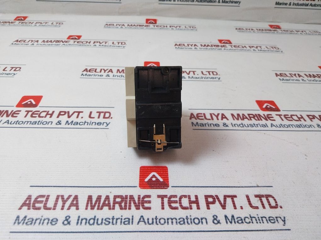 Telemecanique Gv1-m14 Motor Protector With Auxiliary Contact Block Gv1-a01