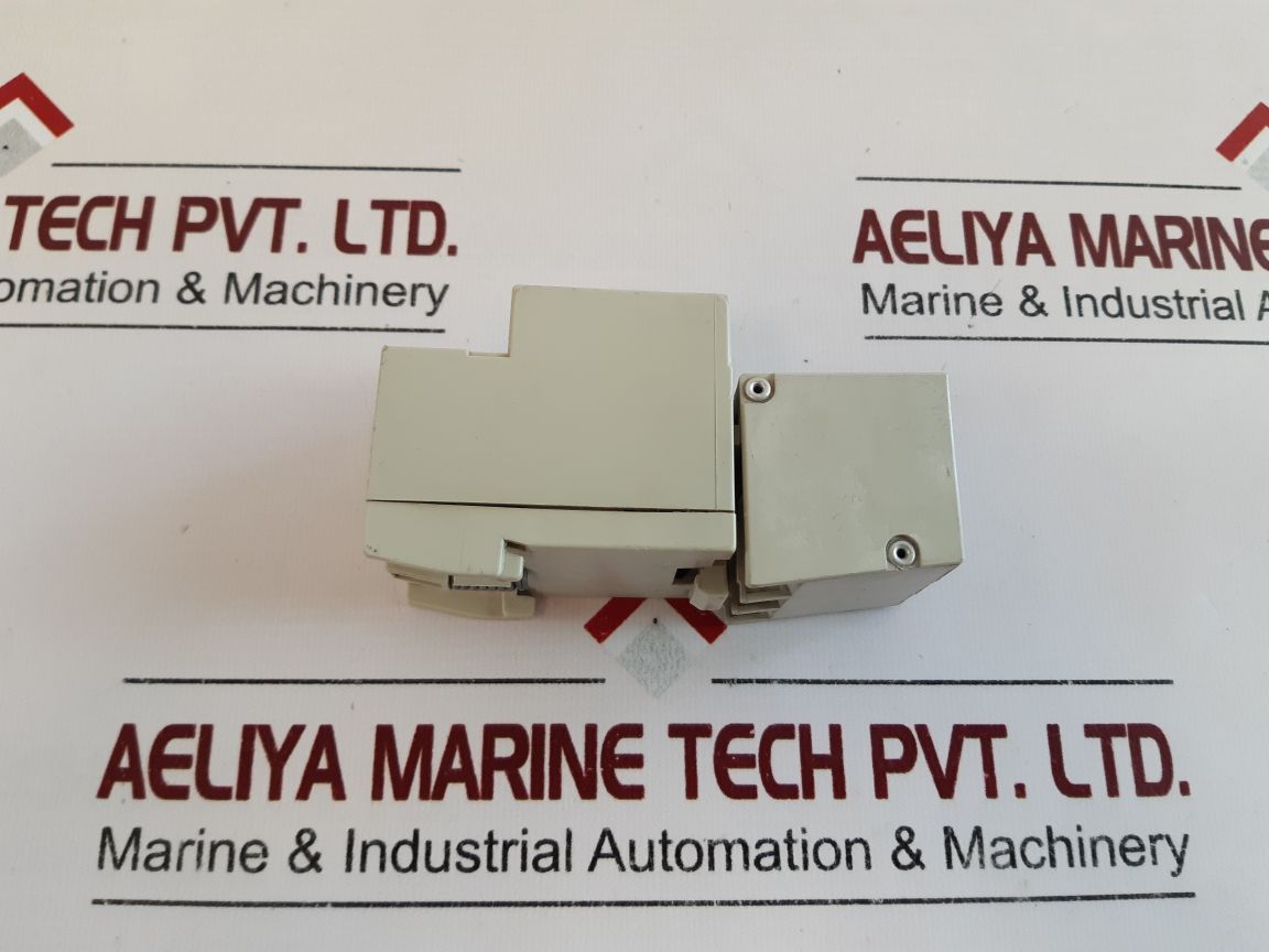 Telemecanique Gv2-g05 Terminal Block With Gv1L3 Circuit Breaker