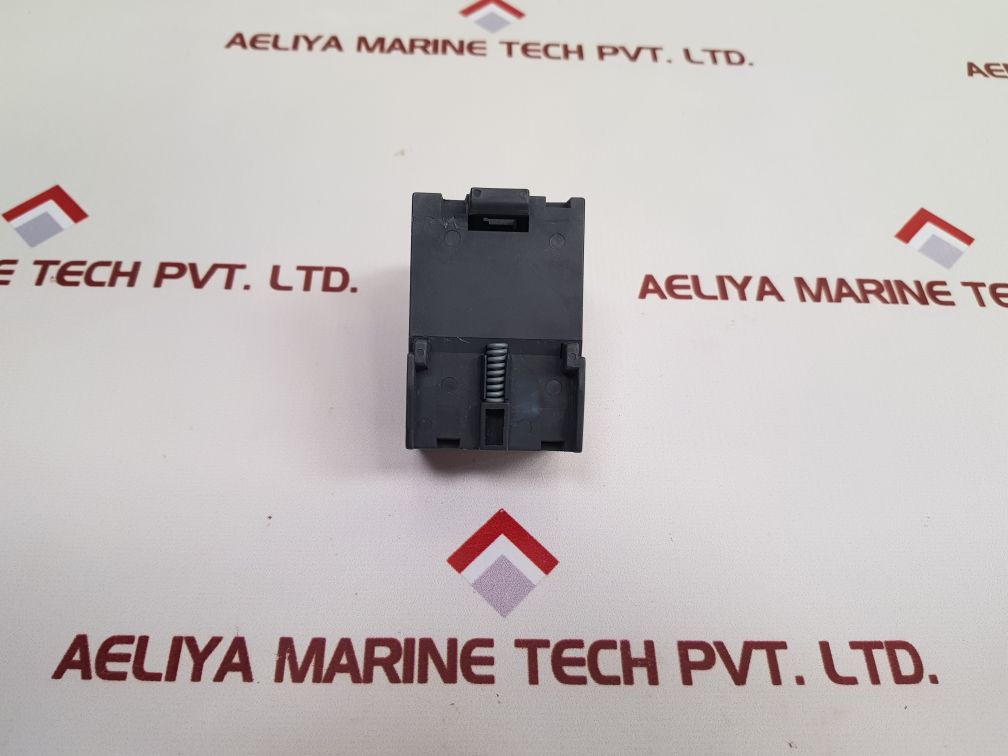 Telemecanique Gv2-g05 Terminal Block Used