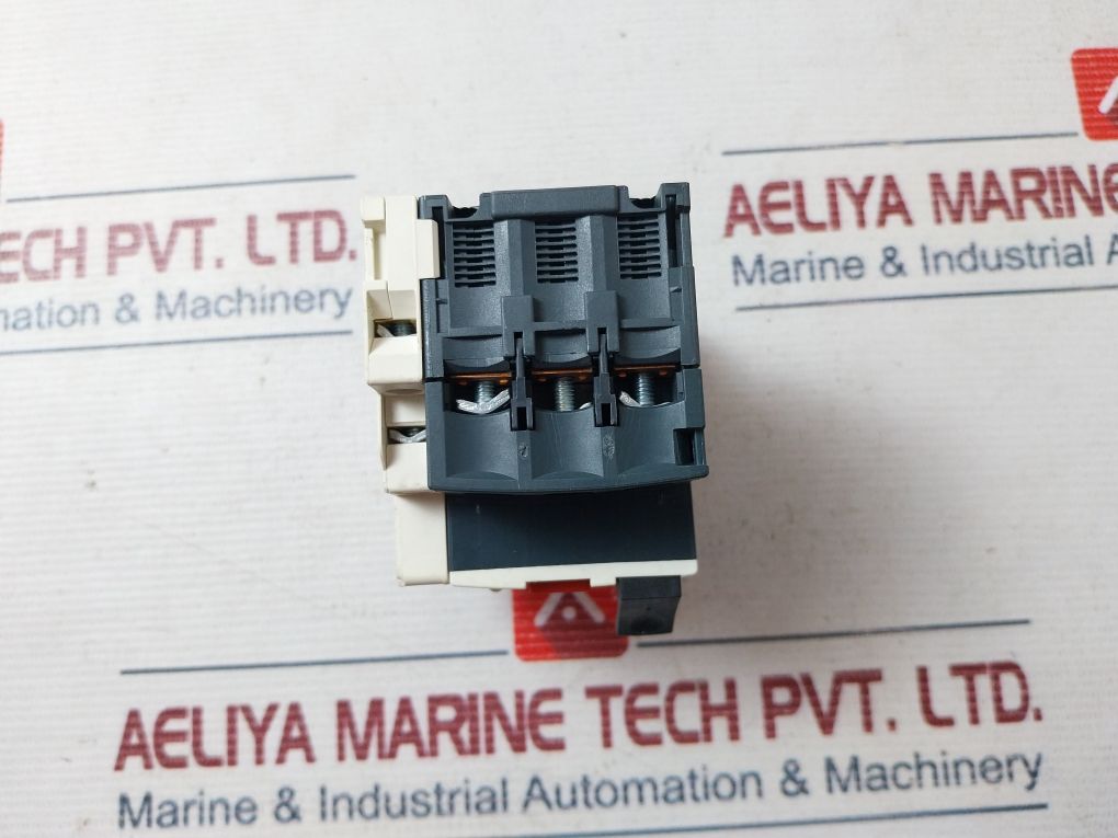 Telemecanique Gv2Me08/2.5-4A Thermal Magnetic Circuit Breaker