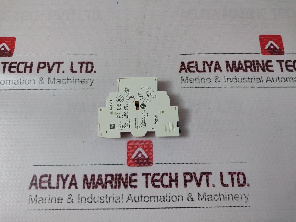 Telemecanique Gvan11 Auxiliary Contact Block 552.01.16.014, 240V 6A