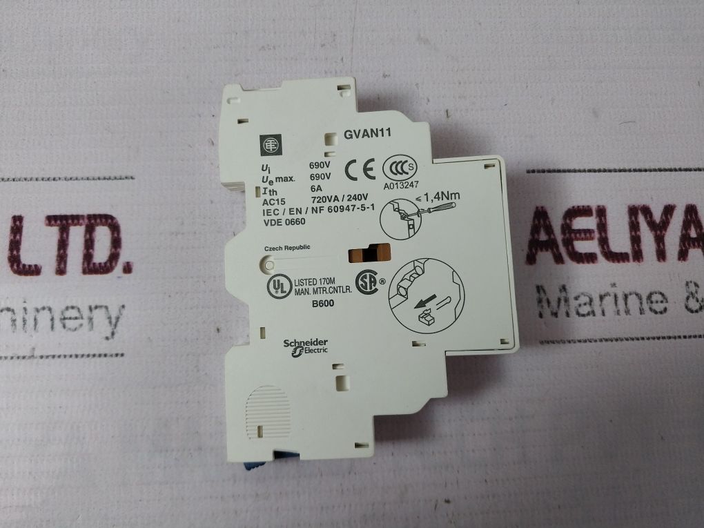 Telemecanique Gvan11 Auxiliary Contact Block 552.01.16.014, 240V 6A