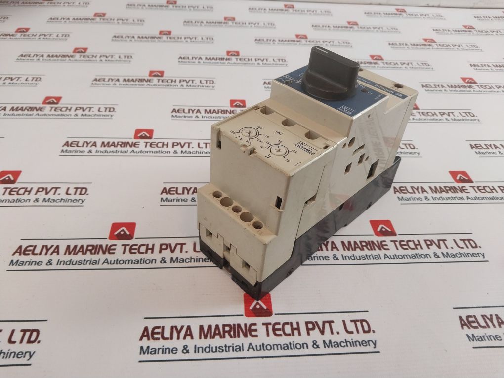Telemecanique Integral 32 Ld1-lc030 Motor Starter 32A 660 Vac