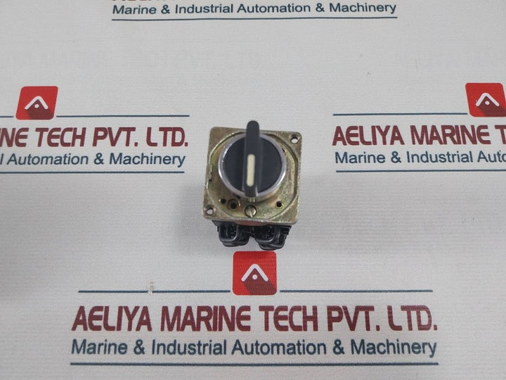 Telemecanique K1H008Nx Cam Switch 1502263-01