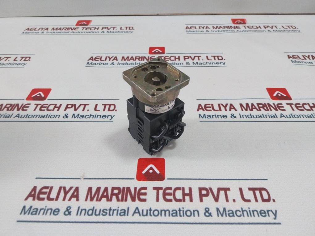 Telemecanique K1H008Nx Cam Switch 1502263-01