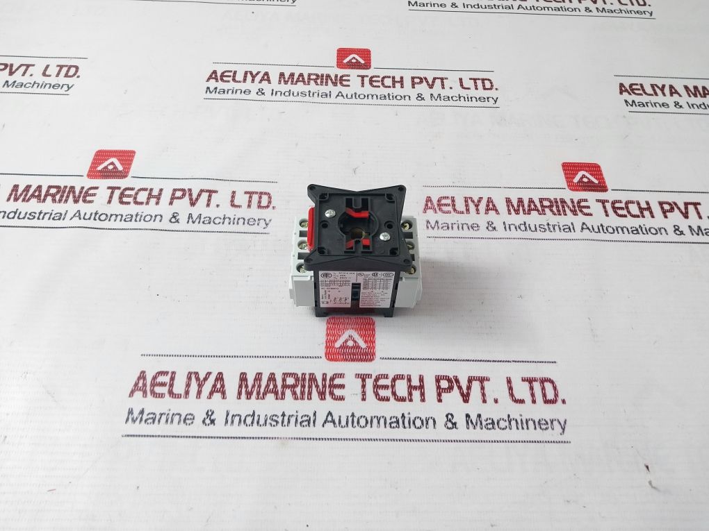 Telemecanique Kcf1Pz 3 Pole Isolated Load Break Switch Set