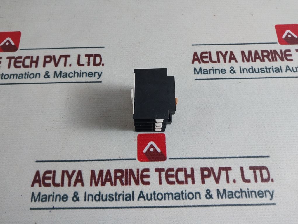 Telemecanique/Schneider Electric La1-dn40C Auxiliary Contact Block 10A 690V