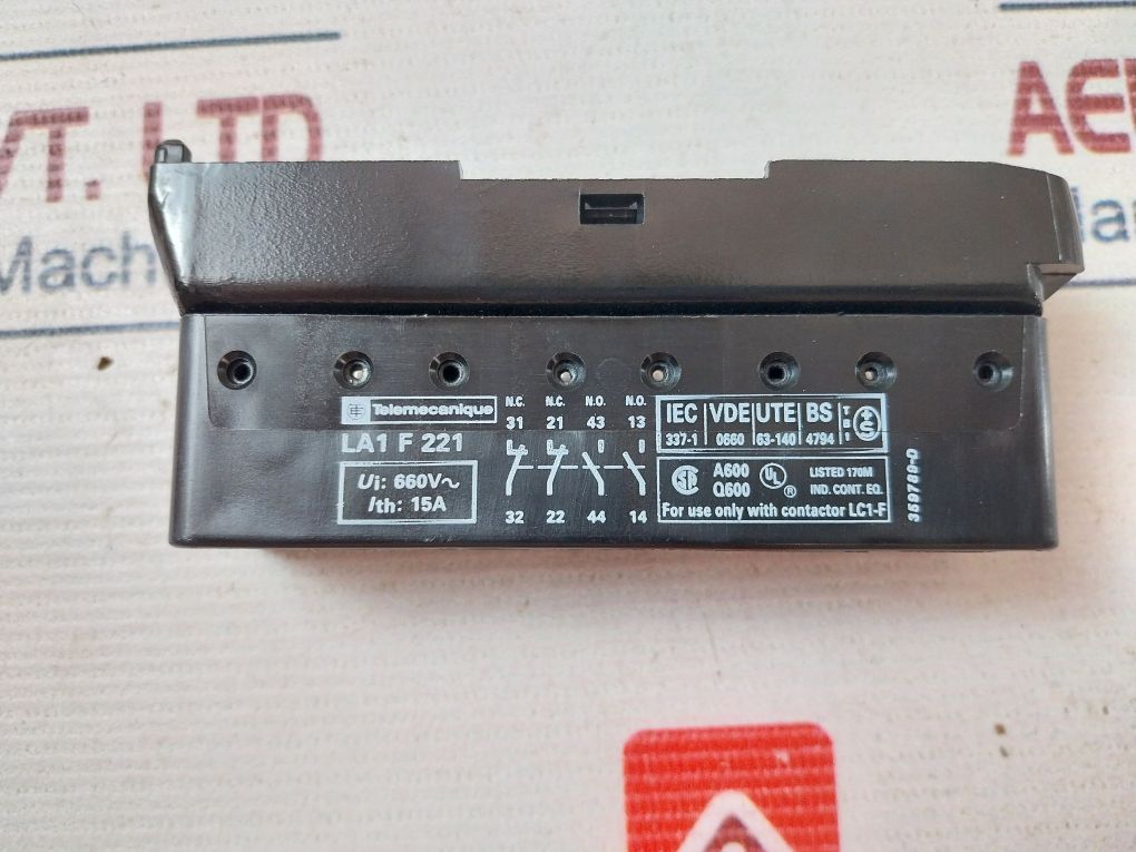 Telemecanique La1 F 221 Auxiliary Contact Block 660V~