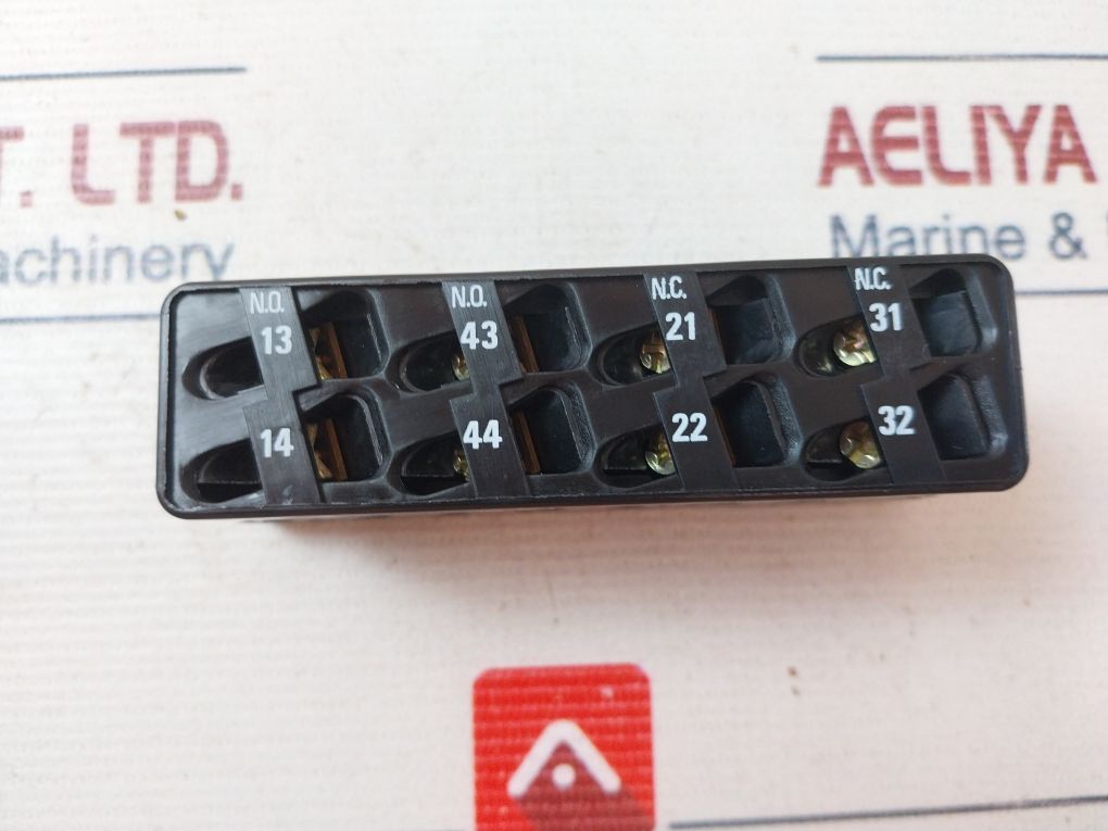 Telemecanique La1 F 221 Auxiliary Contact Block 660V~