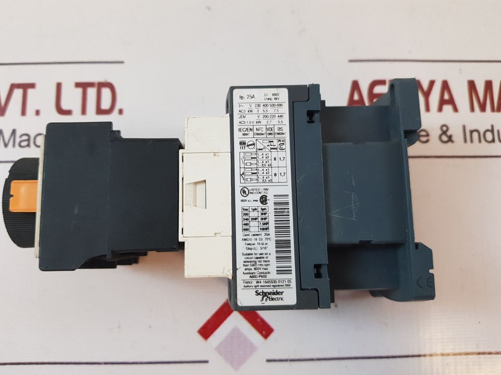 Telemecanique Lc1D12 Contactor With La2 Dt2 Travail On Delay

