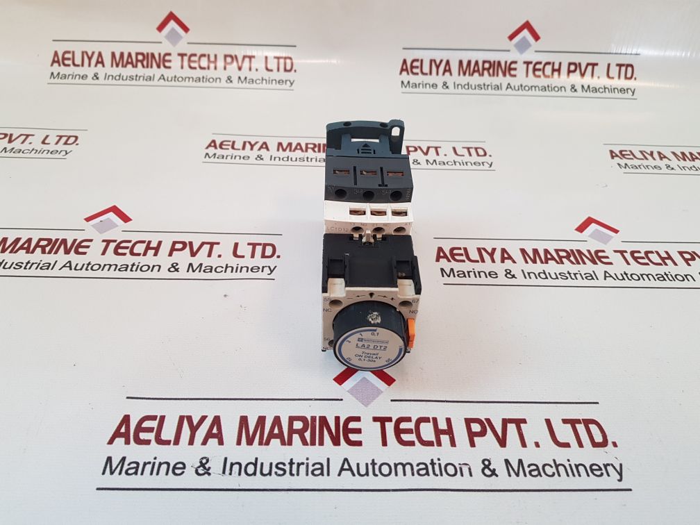 Telemecanique Lc1D12 Contactor With La2 Dt2 Travail On Delay
