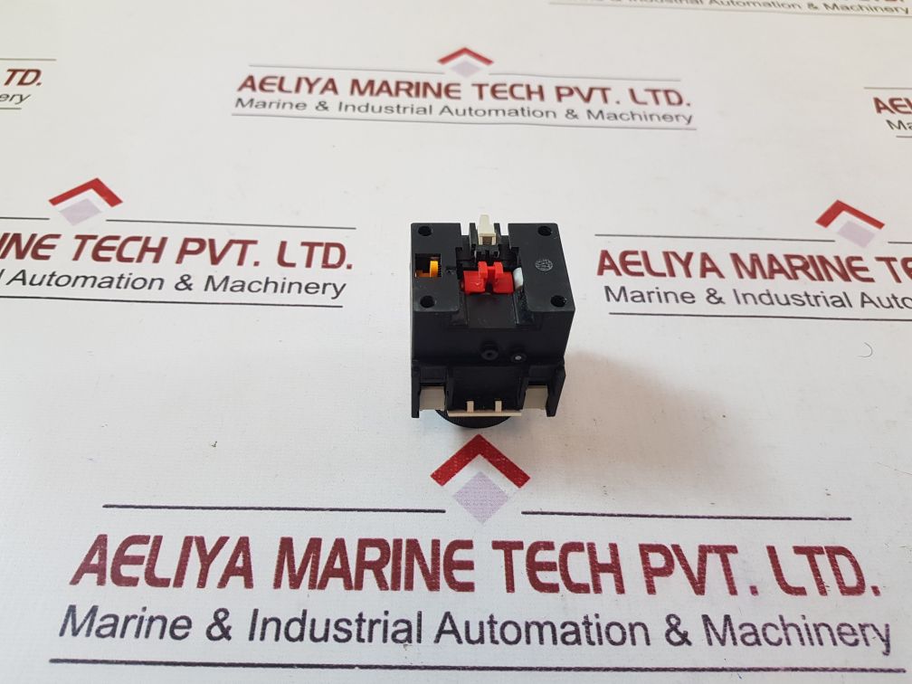 Telemecanique la3 dr0 time delay block