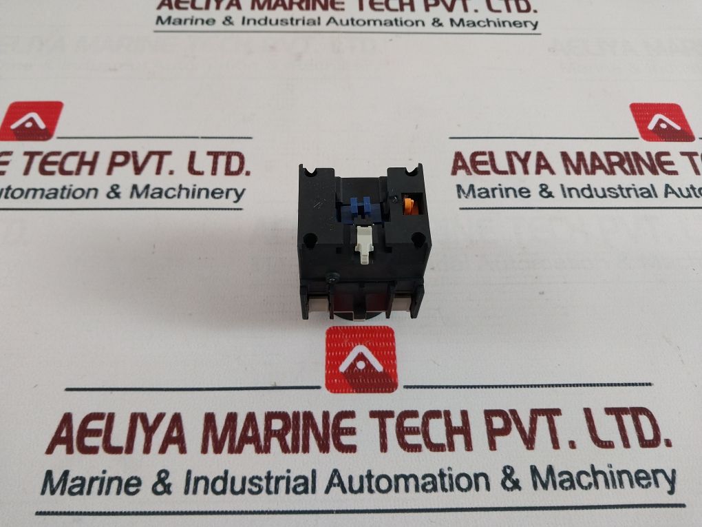 Telemecanique La3 Dr4 Time Delay Block