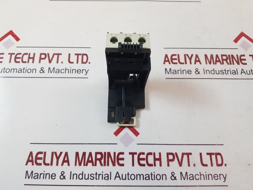 Telemecanique la7-d1064 thermal relay block