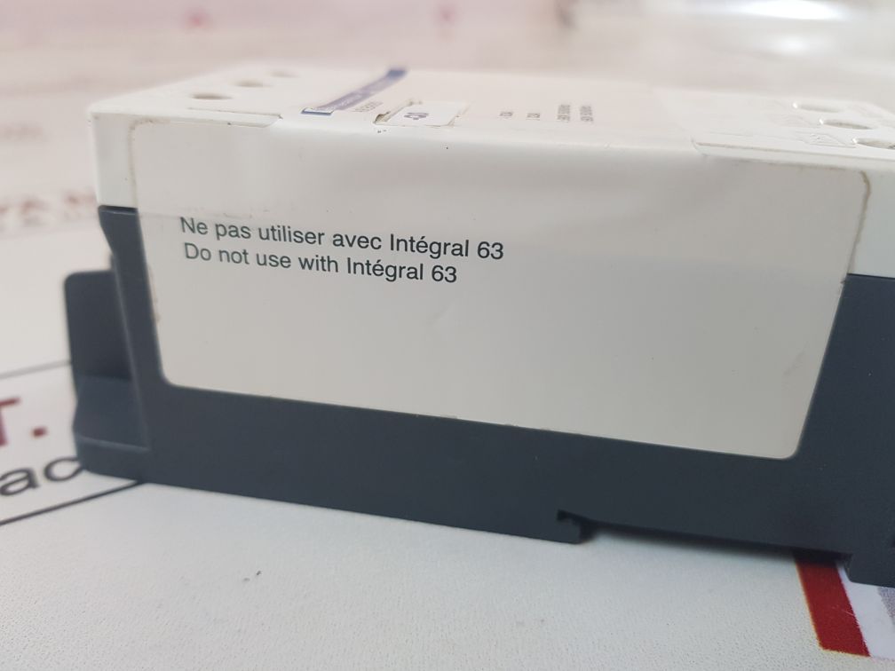 Telemecanique La9Lb920 Current Limiter