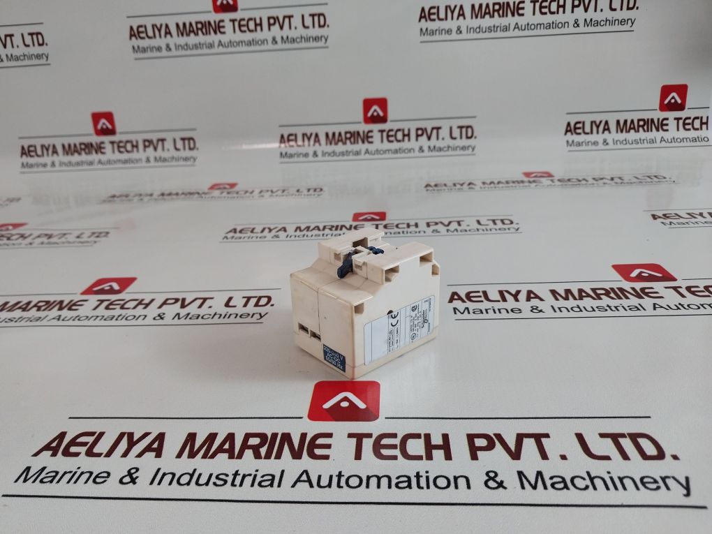 Telemecanique Lad6K10 Mechanical Latch Block