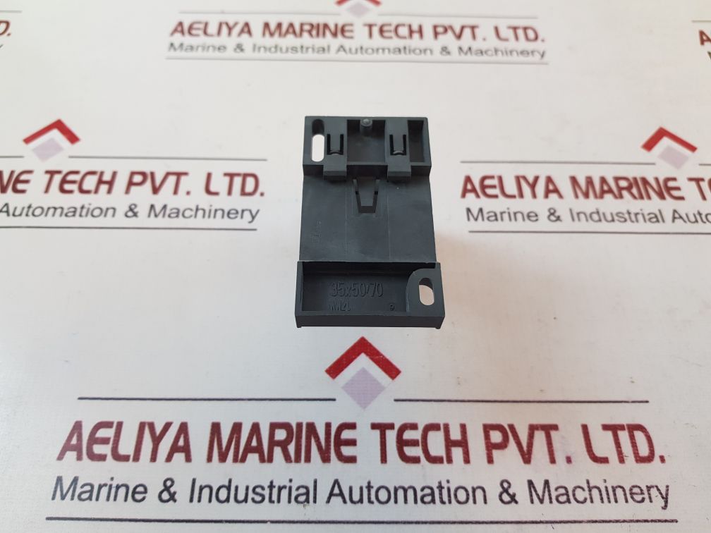 Telemecanique lad7b106 terminal block