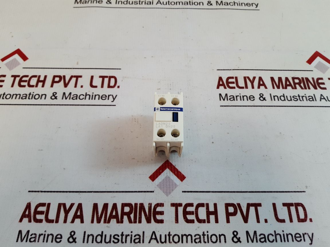 Set of 5x Telemecanique ladn20 auxiliary contact block 