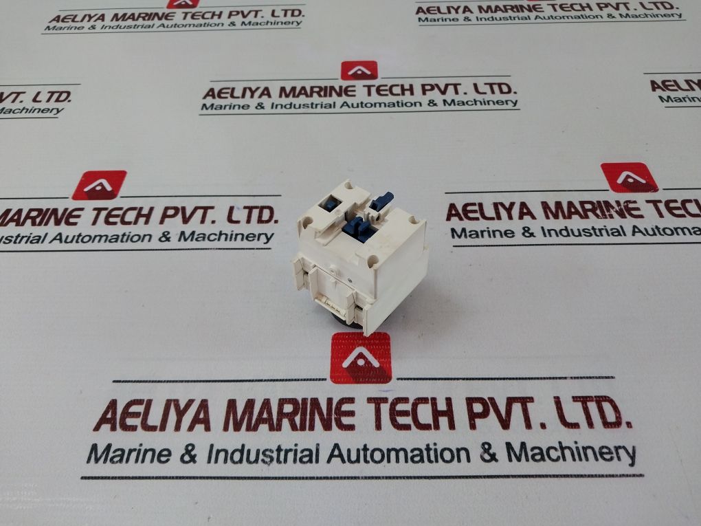 Telemecanique Ladr2 Time Delay Block