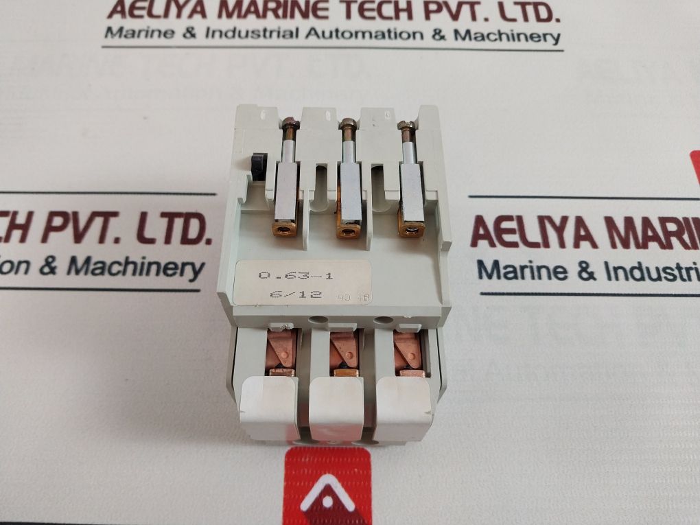 Telemecanique Lb1-lc03M05