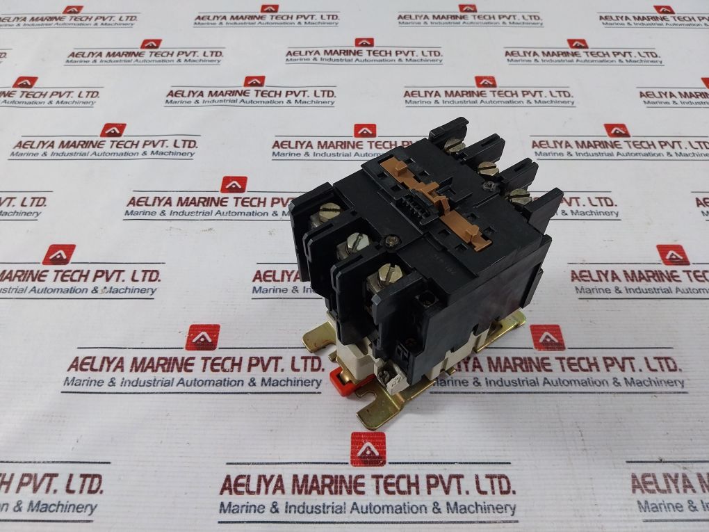 Telemecanique Lc1-d803 Contactor 660V 125A