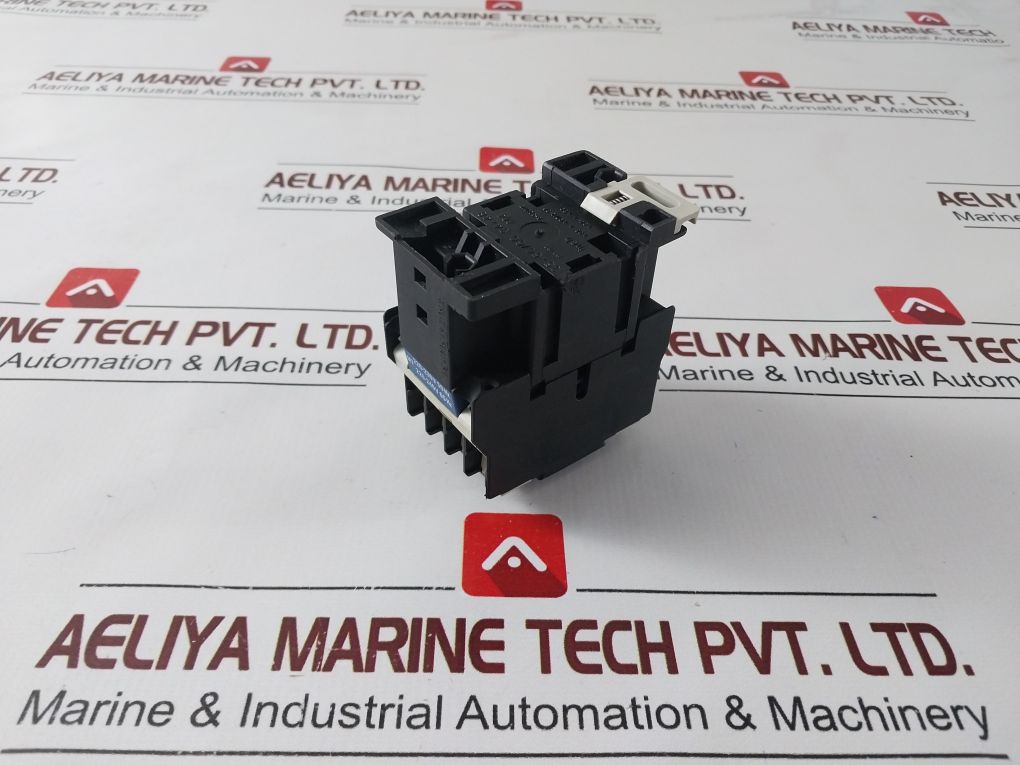 Telemecanique Lc1 D0901 Contactor Relay 220-230V 50Hz 220-240V 60Hz