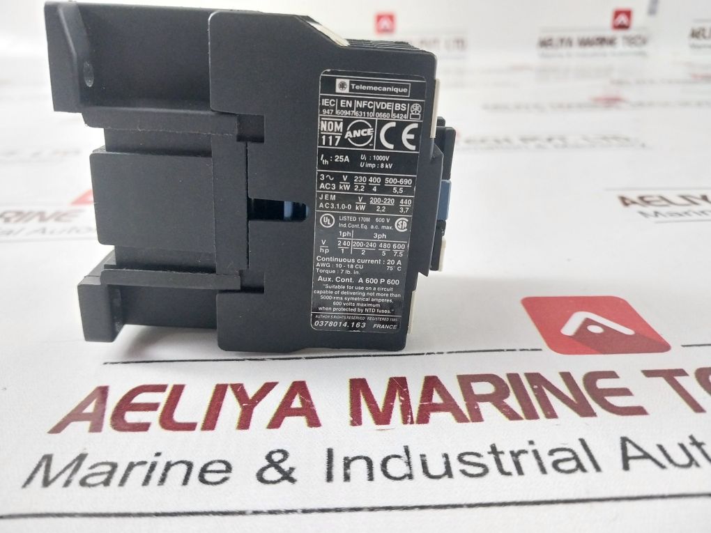 Telemecanique Lc1 D0901 Contactor Relay 220-230V 50Hz 220-240V 60Hz