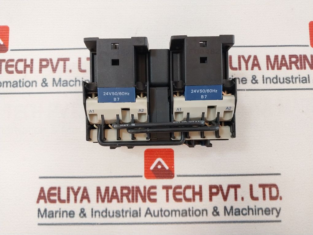 Telemecanique Lc1 D09 01 3-pole Reversing Contactor 24V 50/60Hz