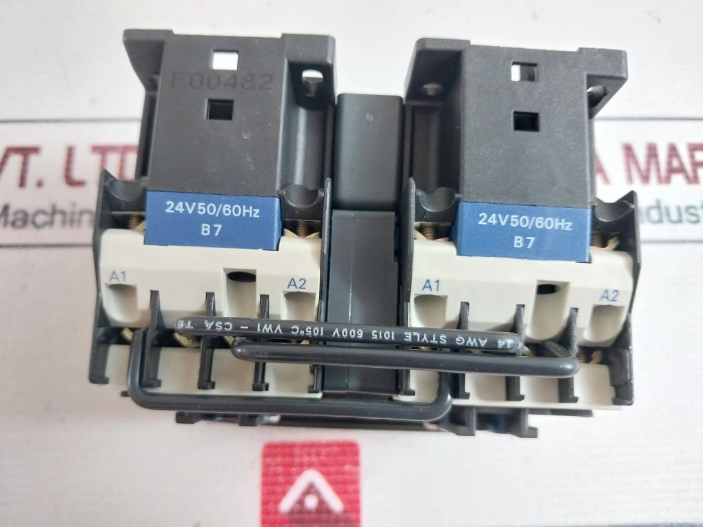 Telemecanique Lc1 D09 01 3-pole Reversing Contactor