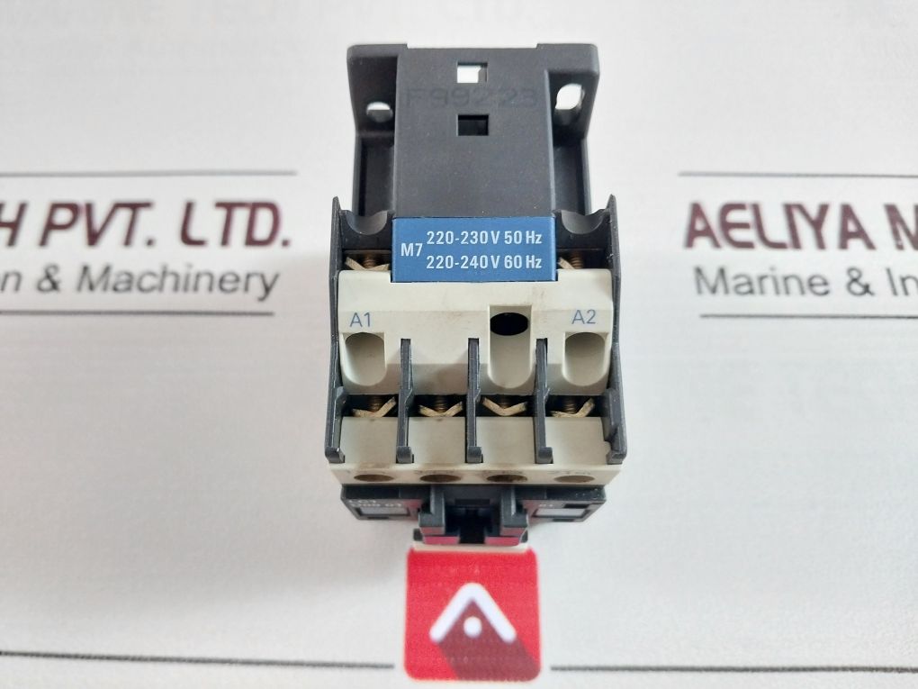 Telemecanique Lc1 D09 10 Contactor 20 A
