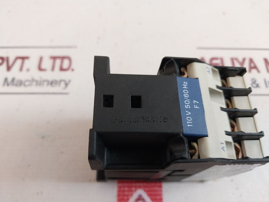 Telemecanique Lc1 D1210 Contactor 110V 50/60Hz