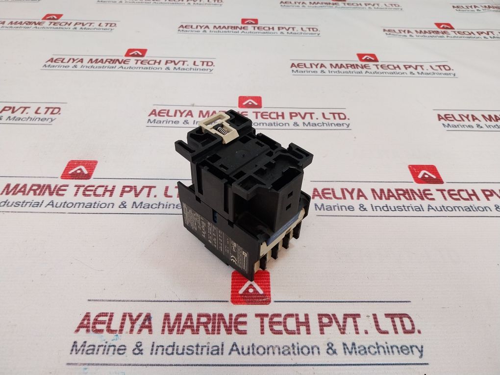 Telemecanique Lc1 D2501M7 Contactor 40A 1000V