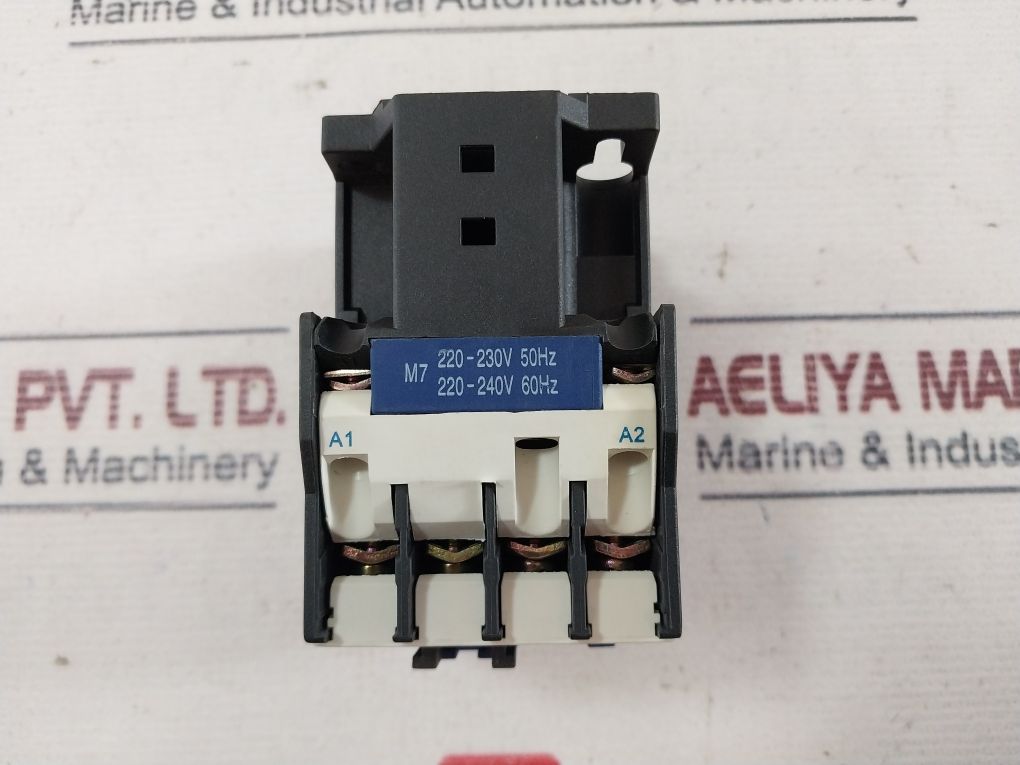 Telemecanique Lc1 D25 10 Contactor 750V