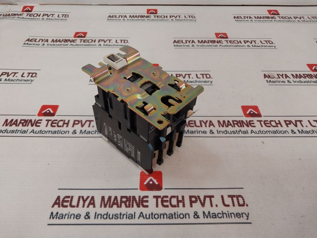 Telemecanique Lc1 D4011M7 Contactor 220V 50/60Hz