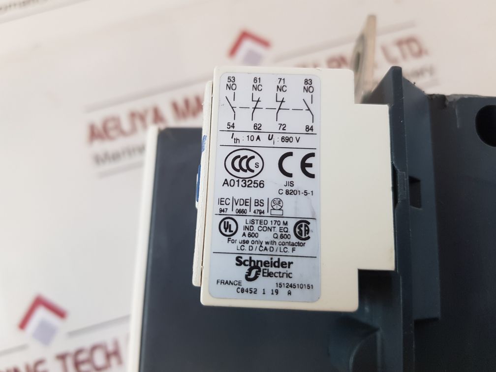 Telemecanique Lc1 F225 Contactor With Lr9 F 5371 Overload Relay
