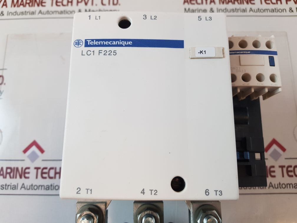 Telemecanique Lc1 F225 Contactor With Lr9 F 5371 Overload Relay
