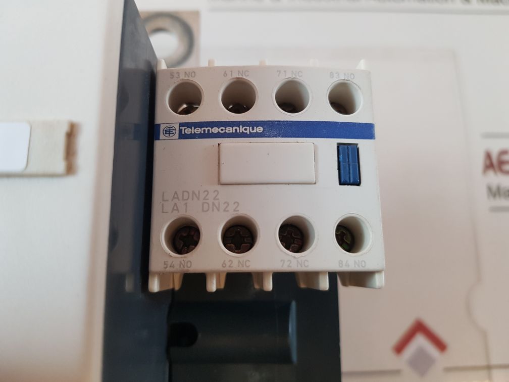 Telemecanique Lc1 F225 Contactor With Lr9 F 5371 Overload Relay
