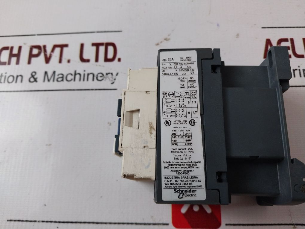 Telemecanique/Schneider Lc1D09 Auxiliary Contactor